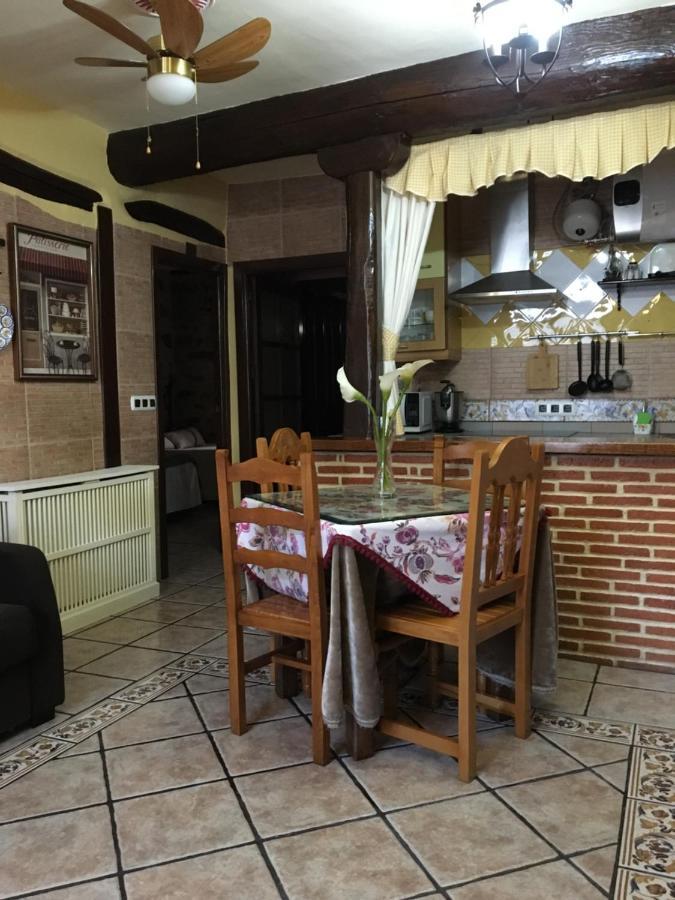 كانديلاريو Casa Rural La Antigua Tahona المظهر الخارجي الصورة